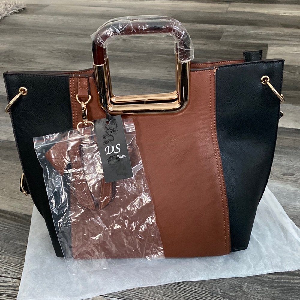 NWT DS Bags Two Tone Vegan Leather Tote Acrylic Handles & Shoulder Strap